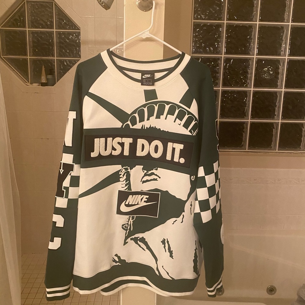 Nike New York City sweater